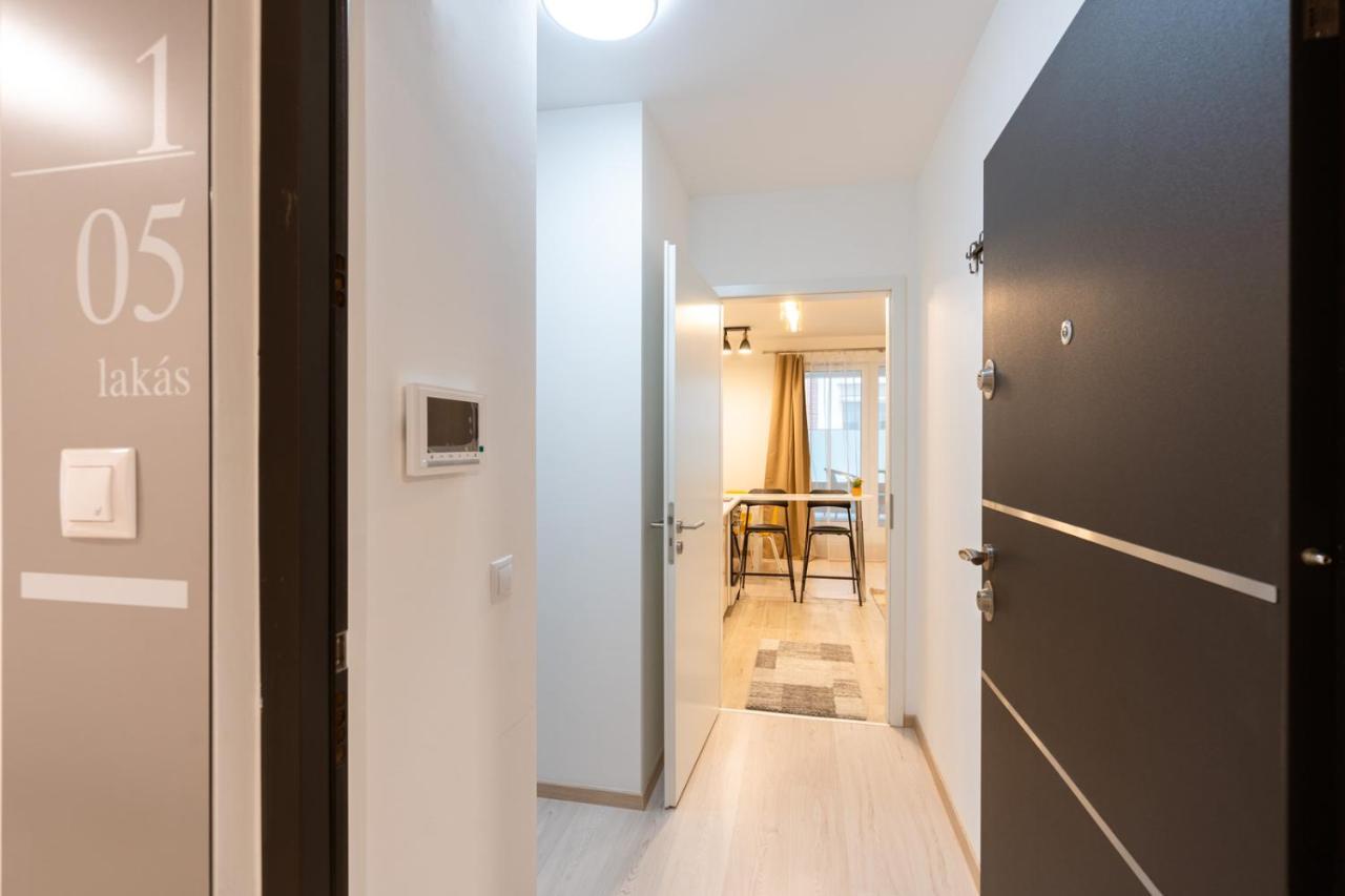 Modern Newly-Built Home By The New York Cafe Budapest Ngoại thất bức ảnh