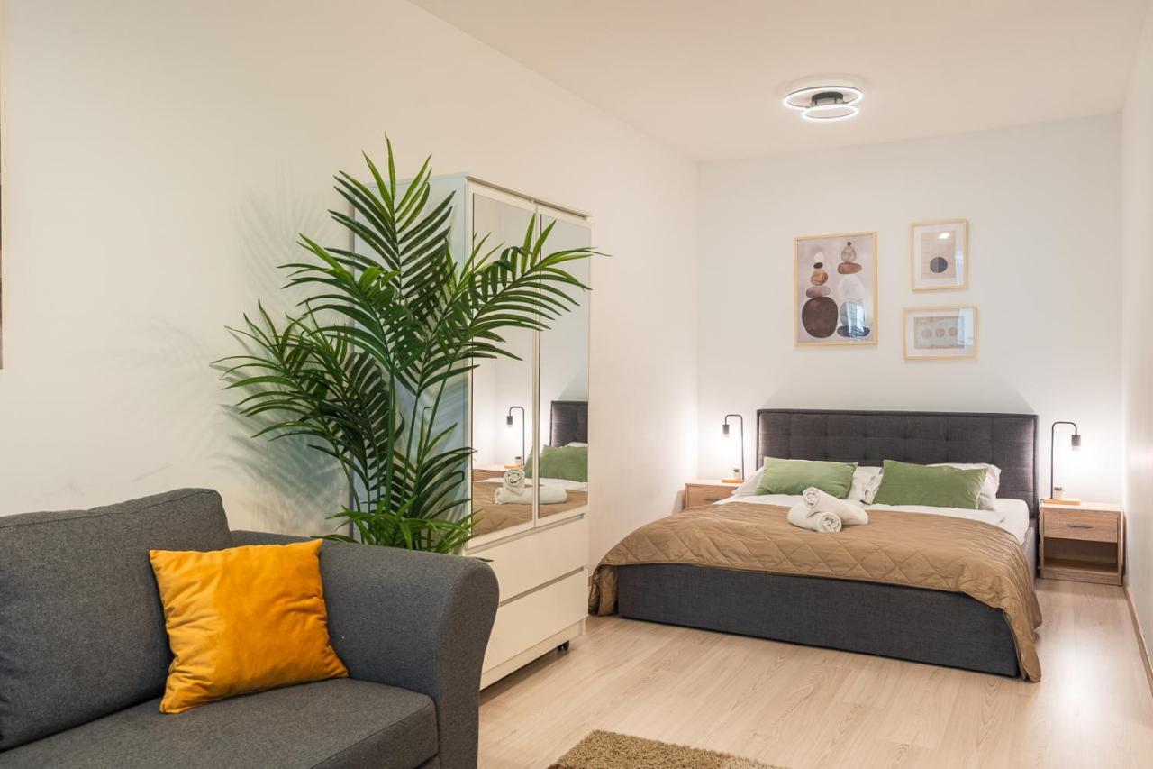 Modern Newly-Built Home By The New York Cafe Budapest Ngoại thất bức ảnh